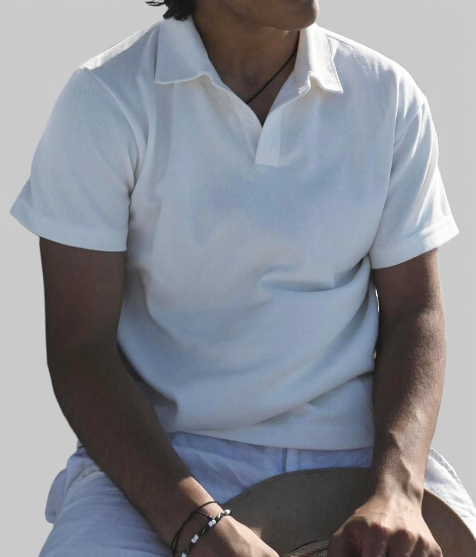 Chalk white atelier collar