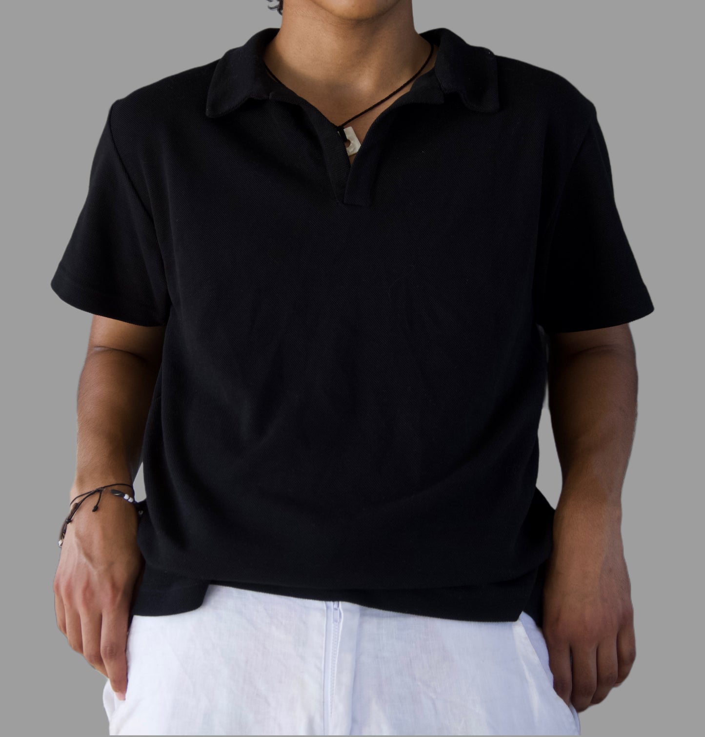 Jet black atelier collar